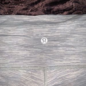 LULUS stripped grey leggings